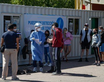 Covid-19 en Argentina: 17.646 nuevos casos y otros 76 muertos