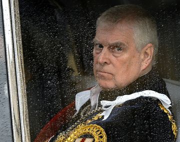 Andrés cumple 66 años entre escándalos y su detención: así fue la vida del expríncipe del Reino Unido