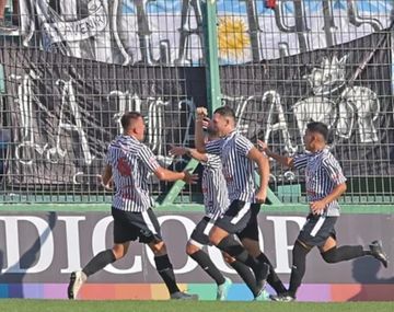El Porvenir vuelve a jugar: AFA levantó la desafiliación