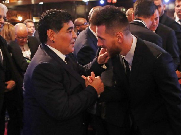 Lionel Messi: Me hubiese gustado que Diego Maradona me entregue la Copa