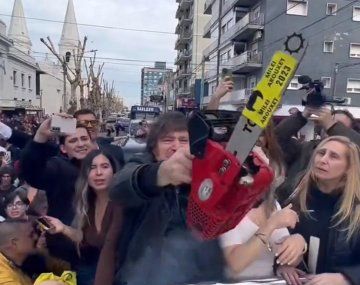Javier Milei retoma caravana para el balotaje en San Isidro y Morón