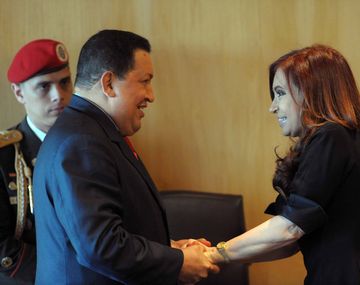 CFK y la foto falsa de Hugo Chávez: Es una canallada
