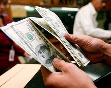 El dólar negro cedió 10 centavos a $13