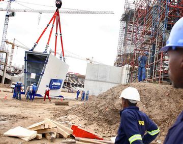 Construccion de estadios sudafrica