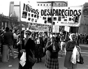 Abuelas de Plaza de Mayo cumple 44 años: Seguimos luchando por nuestros nietos