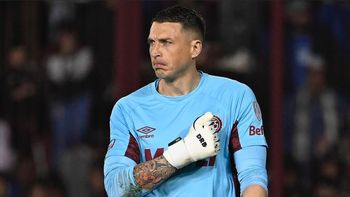 nahuel losada, el gran heroe de lanus en la consagracion en la copa sudamericana: no caigo nahuel losada, el gran heroe de lanus en la consagracion en la copa sudamericana: no caigo