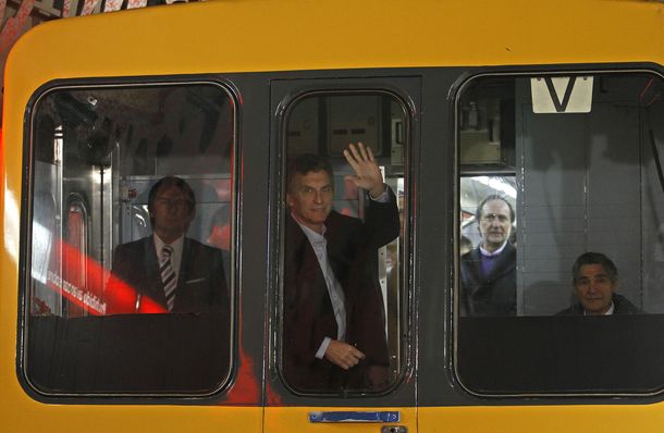 Macri a Massa: Que sea un límite al avance autoritario del kirchnerismo