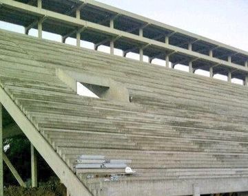 Sueña Estudiantes: su estadio ya tiene las primeras butacas