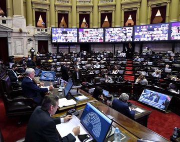  Fuertes cruces e insultos entre oficialismo y oposición por el impuesto a la riqueza