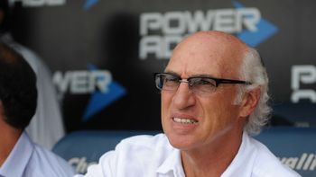 bianchi quedo contento con el empate de boca, pero... bianchi quedo contento con el empate de boca, pero...