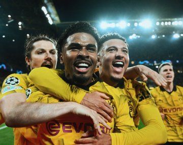 Borussia Dortmund le ganó 4-2 al Atlético Madrid y avanzóo a las semis de la Champions League
