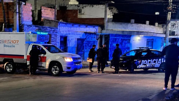 Un policía murió y otro resultó herido en medio del tiroteo Un policía murió y otro resultó herido en medio del tiroteo