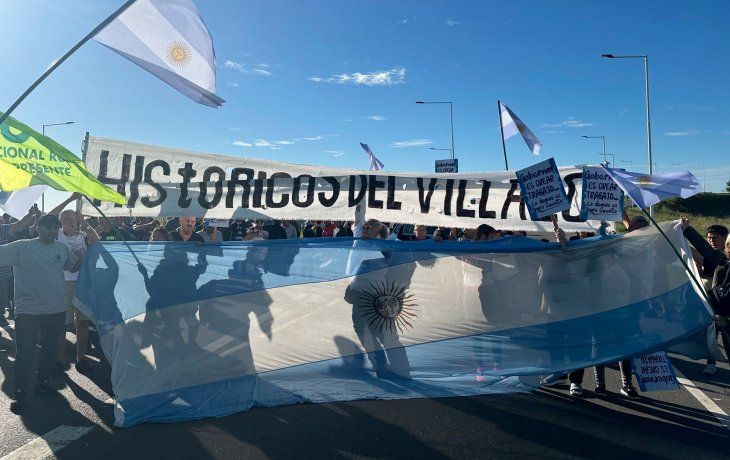Corte en la autopista Rosario-Córdoba por la paralización de la producción en Acindar