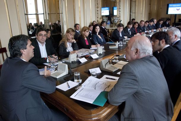 Ultiman detalles para una misión comercial a Rusia