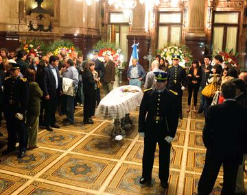 La dirigencia despidió a Cafiero en el Congreso