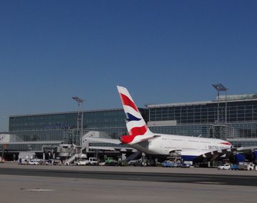 British Airways reveló que robaron los datos de sus clientes