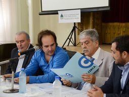 las denuncias del fiscal nisman fortalecen a cfk las denuncias del fiscal nisman fortalecen a cfk