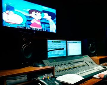 Es ley que se doblen al español películas y series extranjeras