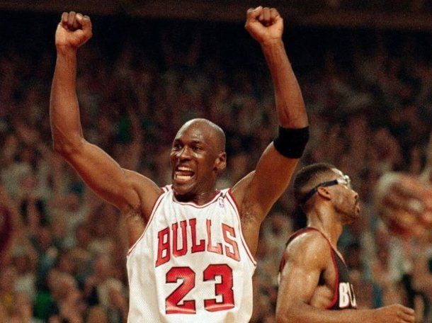 Remataron un conjunto icónico de Michael Jordan en Chicago Bulls por una fortuna