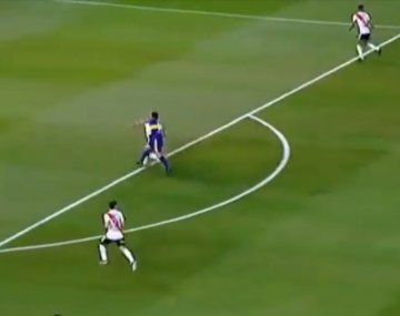 Polémica en la Bombonera: ¿era falta de Tevez en el 1-0 de Boca?