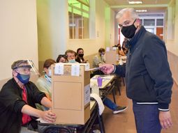 Julián Domínguez votó y llamó a la unidad nacional
