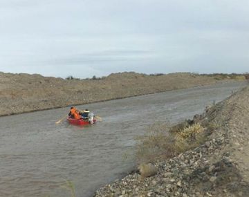 Encontraron muerto al joven que se tiró al Río Colorado por una apuesta