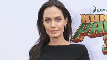 Angelina Jolie se casaría con un filántropo inglés Angelina Jolie se casaría con un filántropo inglés