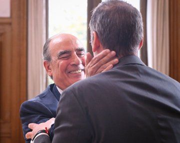 El posteo de Manuel Adorni para despedir a Francos: Gracias por tu entrega y liderazgo