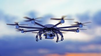 presentan un mini-drone de 6 centimetros con camara de foto y video presentan un mini-drone de 6 centimetros con camara de foto y video