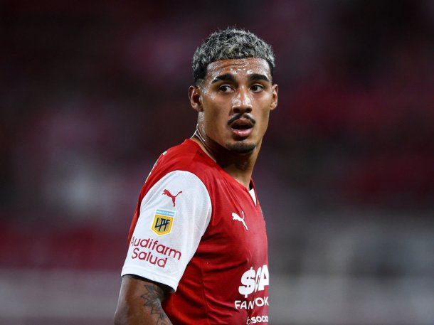 Independiente canceló la deuda por Benavídez y podrá contratar en este mercado