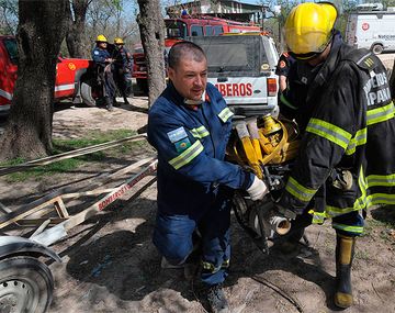 Zárate: originaron un incendio para robarles a los bomberos