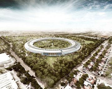 Apple recupera la voz de Jobs para presentar su campus