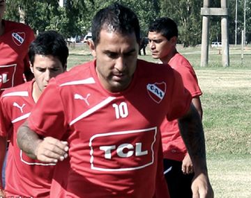 Montenegro quiso volver a Independiente pero Holan le dijo que no