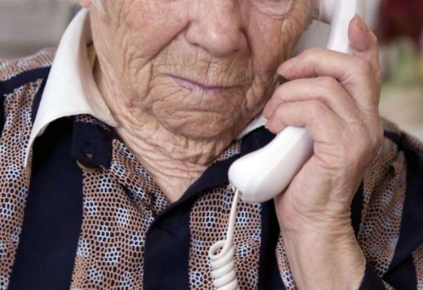 Jubilados sufren esafas teléfonicas