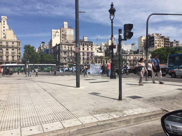 Corte total en 9 de Julio y Avenida de Mayo por una manifestación