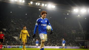 preocupacion para scaloni: valentin barco sintio una molestia y hay alerta por su presencia en el mundial preocupacion para scaloni: valentin barco sintio una molestia y hay alerta por su presencia en el mundial