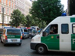 serian tres los tiradores y son intensamente buscados serian tres los tiradores y son intensamente buscados