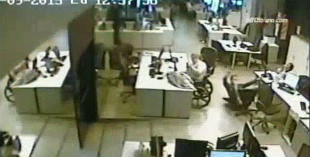Mirá la caída del Gringo Cingolani en la redacción de C5N