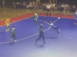el maradona del futsal y su doble chilena que cautivo en brasil el maradona del futsal y su doble chilena que cautivo en brasil