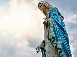 La Inmaculada Concepción, se celebra nueve meses antes de la Natividad de la Virgen el 8 de septiembre. La Inmaculada Concepción, se celebra nueve meses antes de la Natividad de la Virgen el 8 de septiembre.