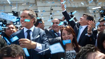 scioli: las propuestas de macri traen ajuste a los mas vulnerables scioli: las propuestas de macri traen ajuste a los mas vulnerables