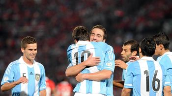 gracias a sus figuras, argentina le gano a chile y sigue puntera gracias a sus figuras, argentina le gano a chile y sigue puntera