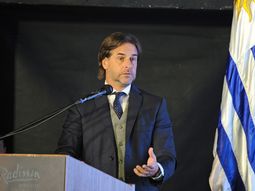 El presidente Luis Lacalle Pou se expresó sobre el escándalo Marset y confirmó las renuncisa de Heber, Maciel y Lafluf. El presidente Luis Lacalle Pou se expresó sobre el escándalo Marset y confirmó las renuncisa de Heber, Maciel y Lafluf.