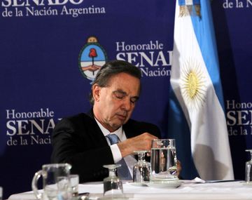 Pichetto pidió ajustes en ley de telecomunicaciones