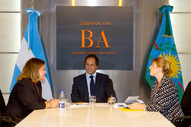 Scioli: El país está en condiciones de alcanzar las asignaturas pendientes