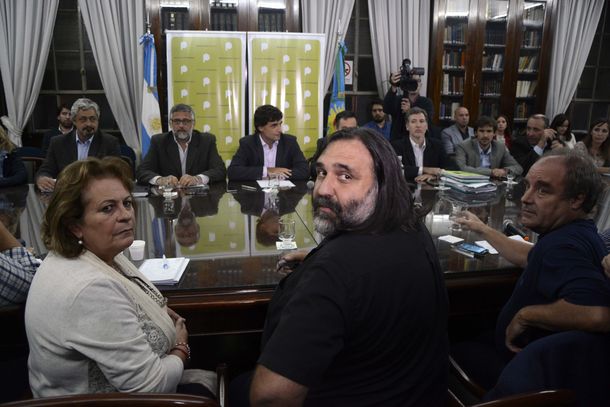 Sigue el conflicto: los docentes rechazaron la nueva oferta de la Provincia