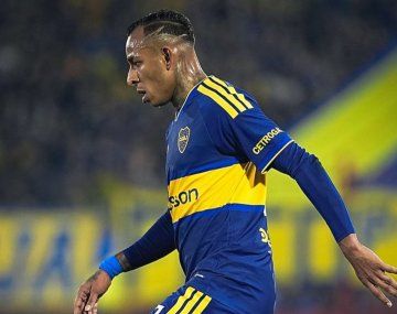 Preocupación en Boca: Villa sufrió una lesión en el tobillo y se hará estudios
