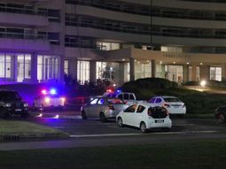 Una mujer y su hija cayeron del piso 21 de la Torre Lobos. Foto: El País.&nbsp;