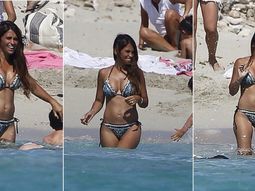 El lomazo de Antonella Roccuzzo en Ibiza.