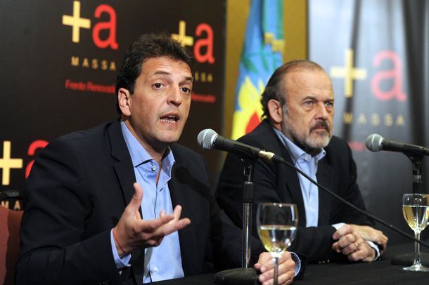 Las críticas a Massa en los spots de su flamante aliado